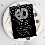 Invitación Moderno Black & Silver 60° fiesta de cumpleaños so<br><div class="desc">¡Invitación a la fiesta de los sesenta años en negro y plata modernos! Con un fondo negro,  guión de caligrafía blanca y letra de serif,  falso purpurina plateado confetti,  globos de helio modernos plateados de 60 años y una elegante plantilla de cumpleaños que es fácil de personalizar.</div>