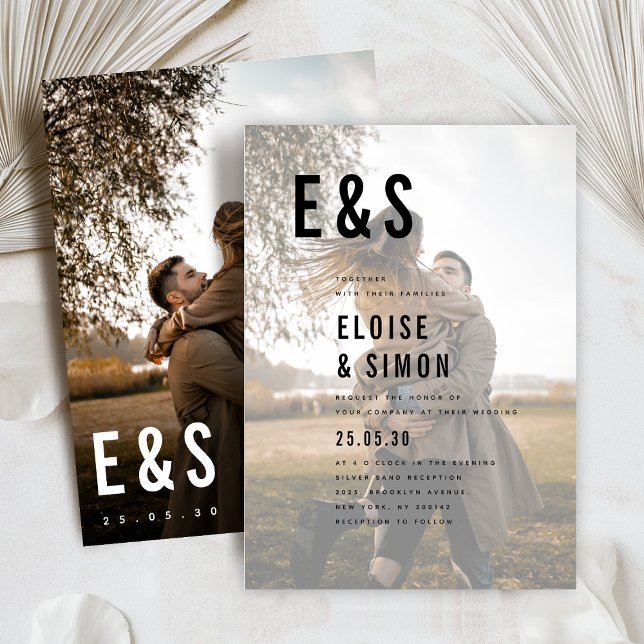 Invitación Moderno Boda de fotografía de gran negrita y gran  (Modern Minimalist Big Bold Monogram simple classic  Photo Wedding Invitation)