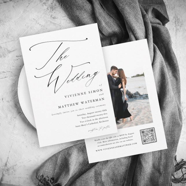 Invitación Moderno Boda simple en blanco y negro (Elegant script photo wedding invitation with QR Code Rsvp on the back.)
