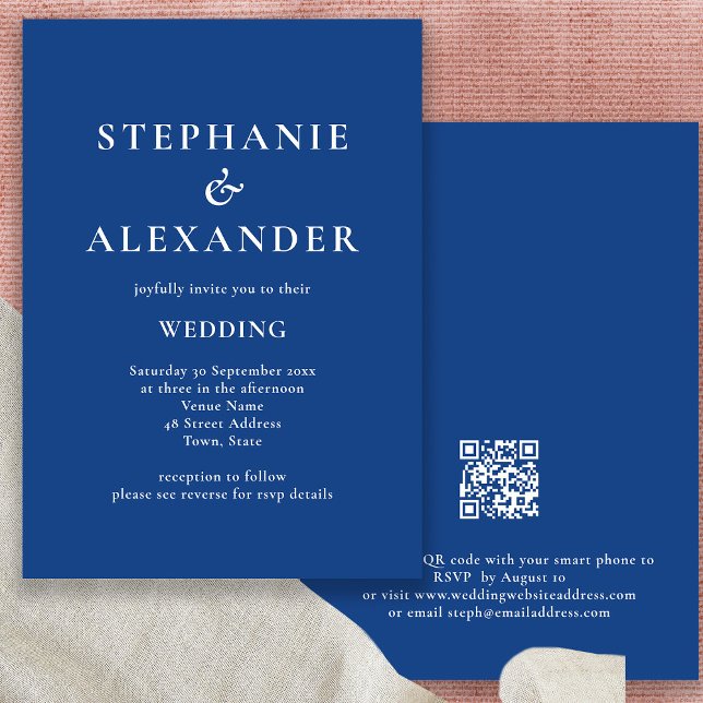 Invitación Moderno código QR Boda medio azul (Front and back view)