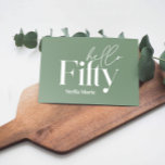 Invitación Moderno color verde sage mínimo simple 50 cumpleañ<br><div class="desc">Moderna y mínima tipografía simple sage invitación de 50 cumpleaños verde y blanco. Parte de una colección contemporánea.</div>
