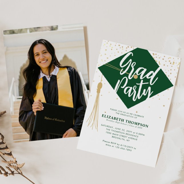 Invitación Moderno GRAD Cap Green Gold Photo Graduation Party (Subido por el creador)