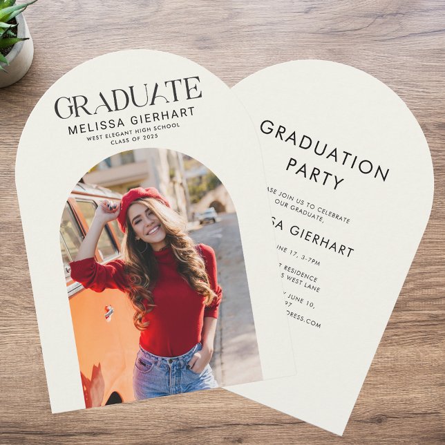 Invitación Moderno Grad Photo 2025 Graduation Party (Graduation 2025 Champagne Photo Arch Party Invitation)
