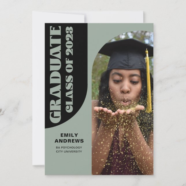 Invitación Moderno Graduado Arco Verde y Fiesta de foto gradu (Anverso)