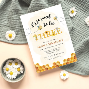 Invitación Moderno Lindo Es tan dulce ser tres cumpleaños