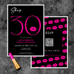 Invitación Moderno Lips Mínimas de Rosa, ella cumple 30 años<br><div class="desc">Moderna y moda, esta invitación de cumpleaños declara, "tiene 30 años" y combina el blanco y negro clásico con acentos de rosa brillante, con un lúgubre par de labios. Su diseño mínimo es un diseño simple y divertido para celebrar el cumpleaños del hito. La parte posterior contiene un área para...</div>
