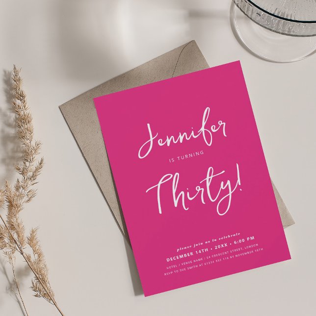 Invitación Moderno Mínimo 30 Guión de cumpleaños Hot Pink (Modern Minimal 30th Birthday Script Hot Pink Invitation)