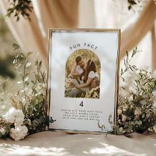 Invitación Moderno Mínimo Fun Fact Fact Boda Número de Tabla 
