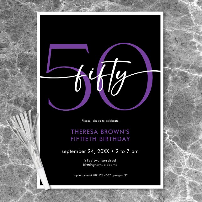 Invitación Moderno Mínimo Morado Cincuenta Guiones Cumpleaños (Modern Minimal Purple Fifty Script Birthday Invitation)