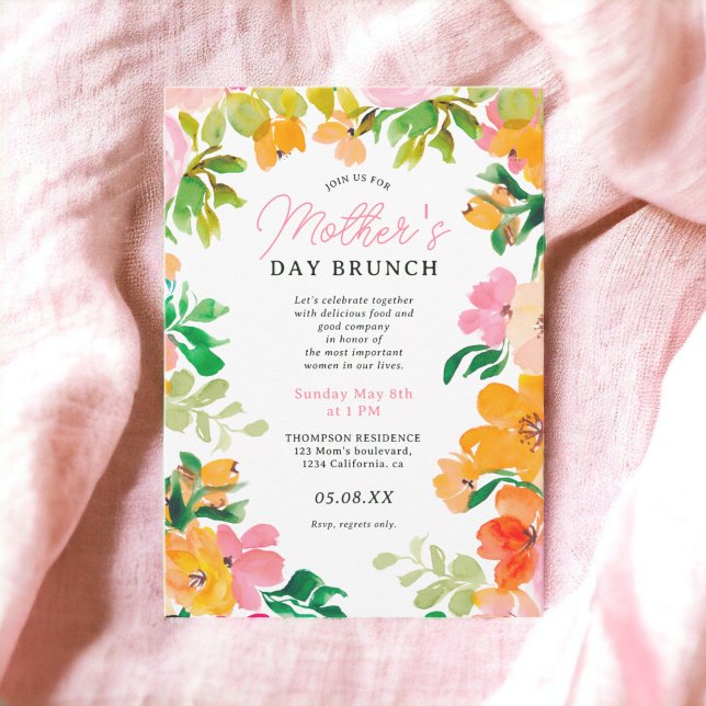 Invitación Moderno y audaz escritura floral brunch del día de (Modern bold floral script mother's day brunch invitation)