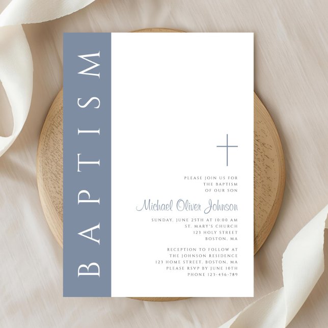 Invitación Moderno y elegante Baptismo de la Cruz Azul Dusty (Modern Elegant Dusty Blue Cross Baptism Invitation)