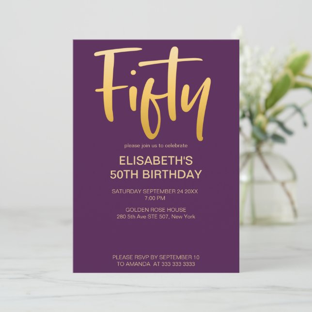 Invitación Moderno y elegante simple púrpura 50 cumpleaños (Anverso de pie)