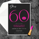 Invitación Moderno y mínimo labios rosados de 60 años<br><div class="desc">Moderna y moda,  esta invitación de cumpleaños declara,  "ella tiene 60 años" y combina el blanco y negro clásico con acentos de rosa brillante,  con un lúgubre par de labios. Su diseño mínimo es un diseño simple y divertido para celebrar el cumpleaños del hito. Creado por Simply Farmhouse Press.</div>