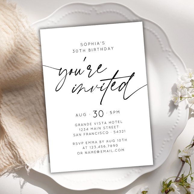 Invitación Moderno y simple, eres invitada fiesta de cumpleañ (Subido por el creador)