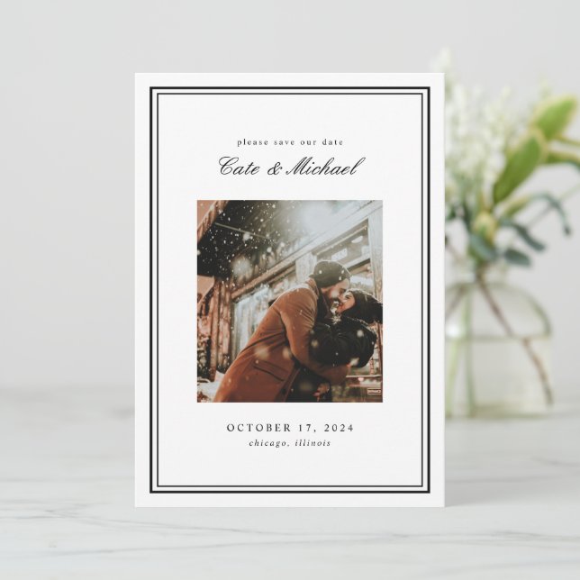 Invitación Monograma absoluto clásico blanco y negro (Anverso de pie)