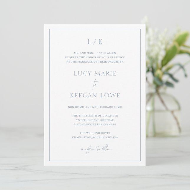 Invitación Monograma atemporal y elegante boda azul (Anverso de pie)