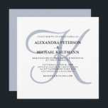 Invitación Monograma clásico moderno | Boda azul turbio<br><div class="desc">Estas elegantes invitaciones nupciales muestran su monograma en un texto grande y moderno de color azul polvoriento sobre un fondo blanco. Un estilo sencillo y elegante para su boda moderno.</div>