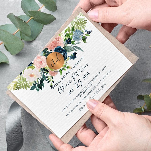 Invitación Monograma de acuarela azul marino floral (Subido por el creador)