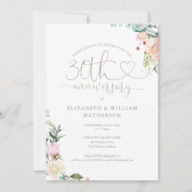 Monograma floral de escritura del corazón del 30 a