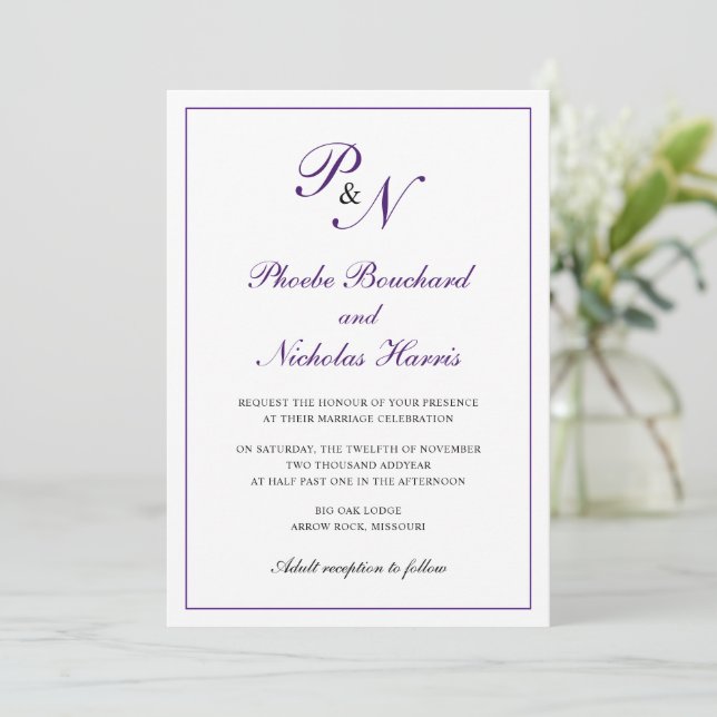 Invitación Monograma tradicional Royal Purple Elegant Wedding (Anverso de pie)