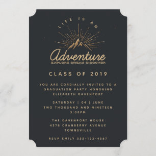 Invitación Montañas rusticas con graduados de los rayos del s