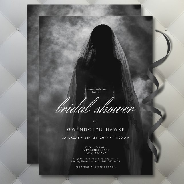 Invitación Moody Brigada Fantasma Oscura en su ducha nupcial (Moody Dark Ghost Bride in Mist Bridal Shower Invitation)