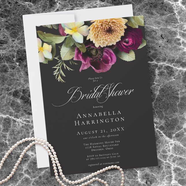 Invitación Moody Dark Floral Black Burgundy Bridal Shower (Moody Dark Floral Black Burgundy Bridal Shower Invitation)