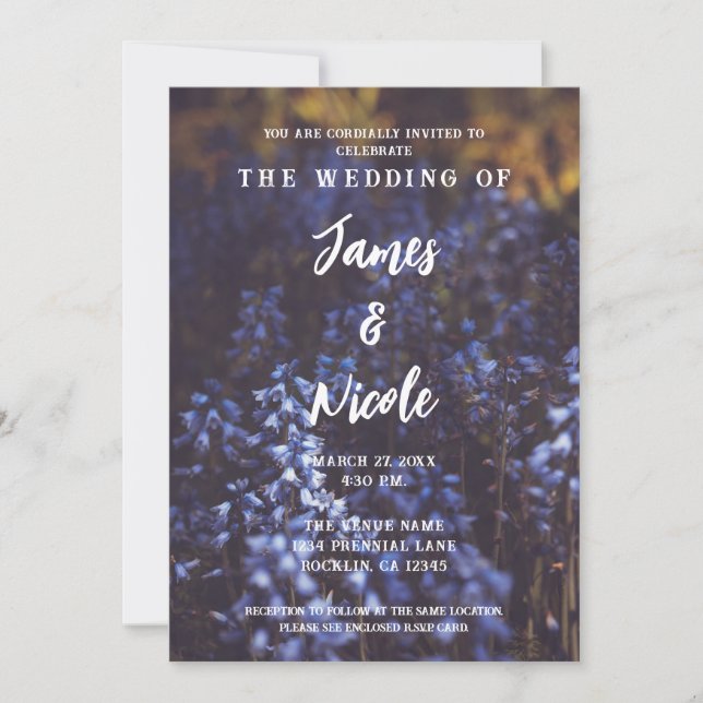Invitación Moody Dark Rustic Purple Flower Field Boda (Anverso)