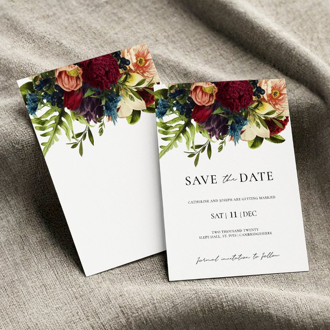 Invitación Moody Floral Burgundy Wedding Save the Date (Subido por el creador)