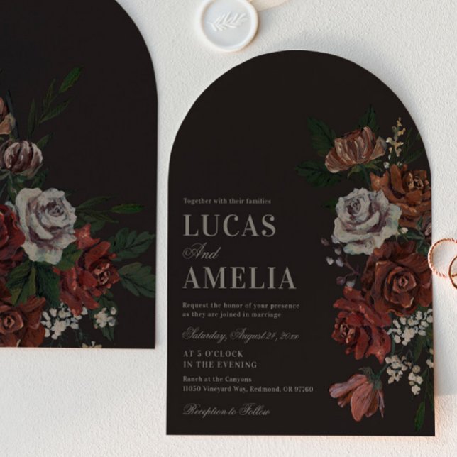Invitación Moody Florals Arch Wedding Invitation (Subido por el creador)