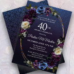 Invitación Moody Purple Flowers 40.º Fiesta de cumpleaños<br><div class="desc">Sofisticados y monótonos rosas morados oscuros y flores silvestres crean un diseño floral de moda. Las copas de blanco y azul añaden un interés visual y una profundidad. Las bayas y la fruta se suman al diseño de la verdura. Juntos, decoran un elegante marco dorado ovalado de varias cadenas. La...</div>
