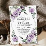 Invitación Morado Floral y plata matrimonio geométrico elegan<br><div class="desc">El diseño presenta un marco geométrico impreso de color plateado/gris,  decorado con varios rosas florales de acuarela y otros en numerosos tonos de color oscuro,  mediano y violeta claro. El diseño también presenta hidraangea blanca y elementos de lirios de calila entrelazados con ramas de vegetación y eucalipto.</div>