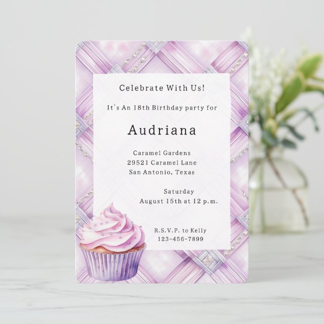 Invitación Morple Pearl Pink Cupakes Cumpleaños (Anverso de pie)