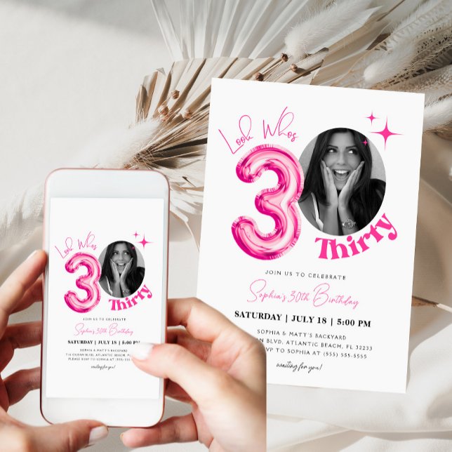 Invitación Mujeres Balón rosa de cumpleaños 30 Foto moderna (Subido por el creador)
