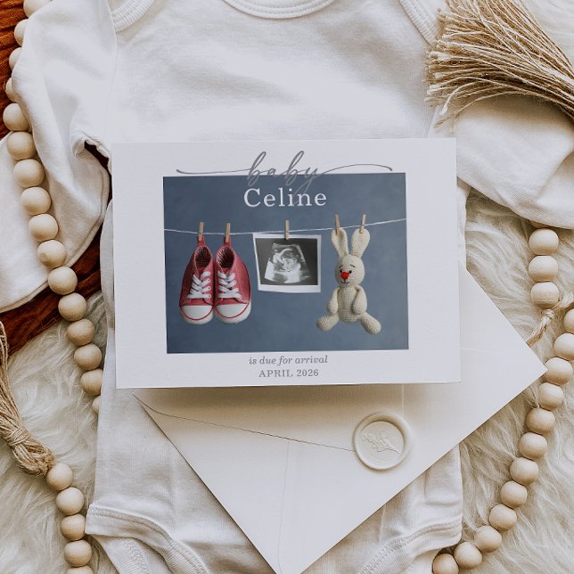 Invitación Muted Gray Minimalist Pregnancy Announcement Card (Subido por el creador)