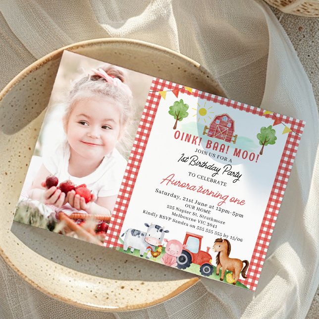 Invitación Nacimiento de animales de la granja de tractores d (Photo Red Farm Birthday Invitation For Girl, Barnyard Animals Birthday Invitation, Red Tractor Barn)