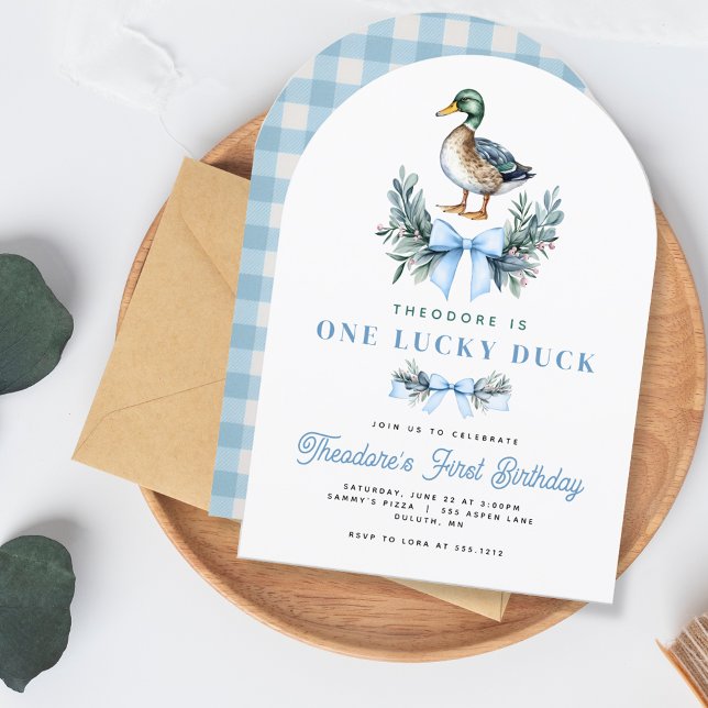 Invitación Nacimiento del Pato Mallard del Niño Azul (Blue Baby Boy Mallard Duck First Birthday Invitation)