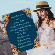 Naranja Groovy florece en Boda azul profundo