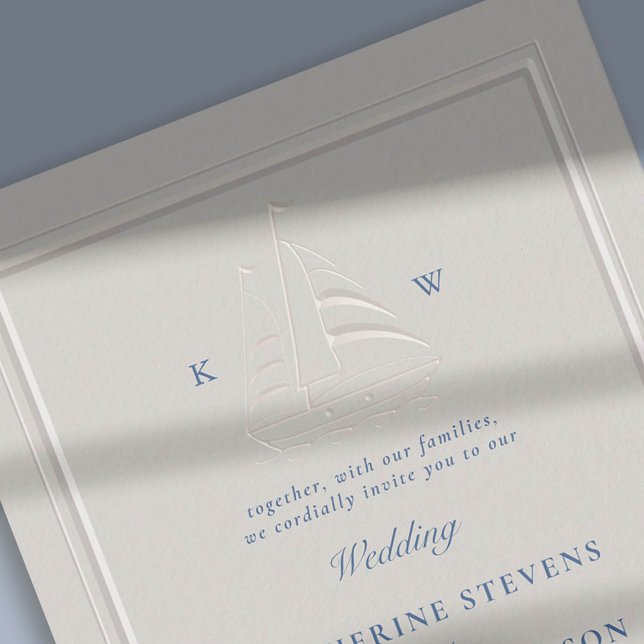 Invitación Nautical Boat Faux Grabado en relieve Boda clásico (nautical beach boat yacht coastal ocean wedding invitation faux embossed frame ecru navy detail)