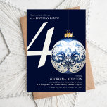Invitación Navidades festivos Bauble 40 Fiesta de cumpleaños<br><div class="desc">Celebrando el cumpleaños 40 durante la temporada festiva. Este diseño de navidad bauble es el hito perfecto para enviarlo a amigos y familiares. Todo el texto es personalizable.</div>