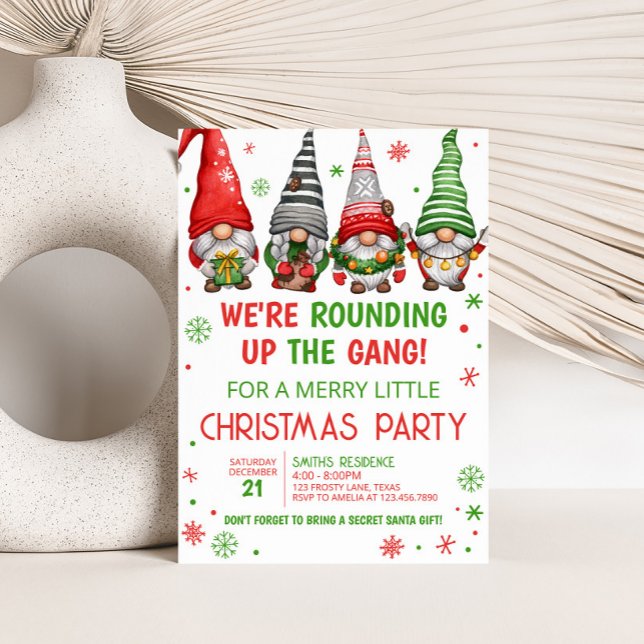 Invitación Navidades Gnomes Divertidos Navidades Fiesta (We're Rounding Up the Gang Christmas Gnomes Christmas Party Invitation)