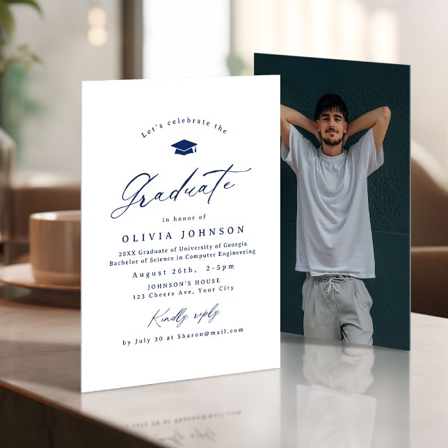 Invitación Navy Modern Calligraphy Simple Photo Graduation (Navy Modern Calligraphy Simple Photo Graduation Invitation)