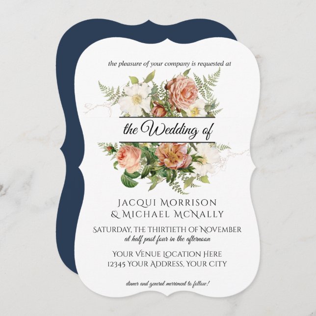 Invitación Navy y Rubor Peony, Rosas con Fern Wreath Boda (Anverso / Reverso)