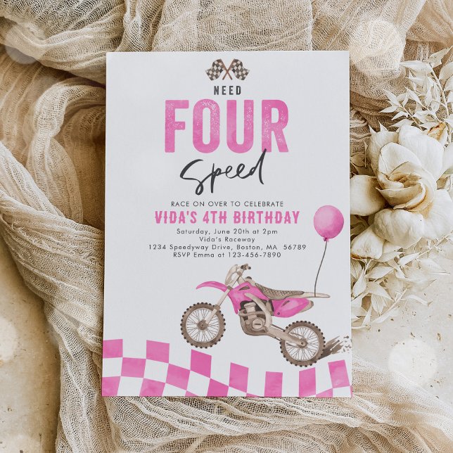 Invitación Necesita cuatro Chicas de bicicleta sucia de cuatr (Subido por el creador)