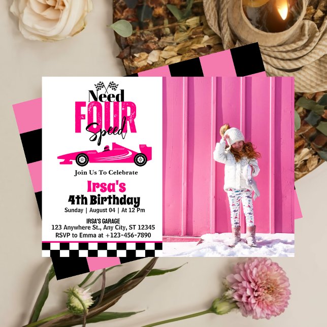 Invitación Necesita un Chica de autos de cuatro velocidades f (Subido por el creador)
