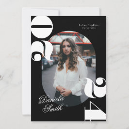 Invitación Negra y blanca clase negrita moderna de graduación