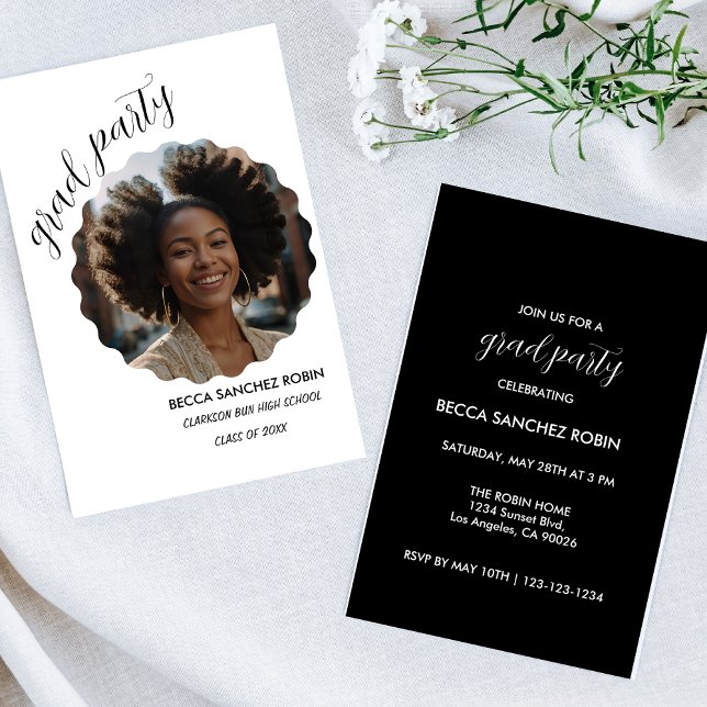 Invitación negra y blanca de la clase de 2025 (Subido por el creador)