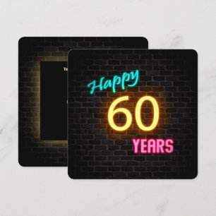 Invitación Neon 60.º Rótulo de cumpleaños brillando en ladril