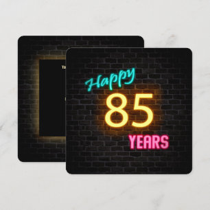 Invitación Neon 85th Rótulo de cumpleaños brillando en ladril