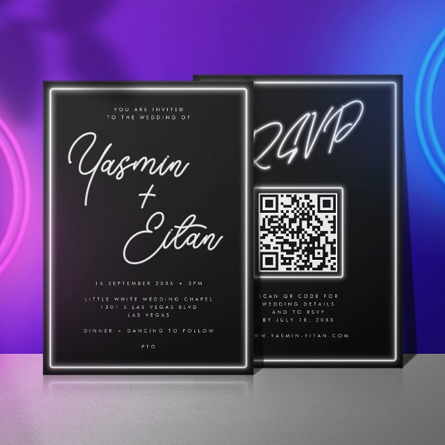Invitación Neon Lights Black White Script Simple Boda (Black invitation with white neon light script for the bride and groom's names)
